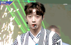 관린이 네캐직캠 조회수랑 하트수..