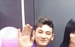 머리누르는거 아니야