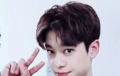 나의 최애 동현 모먼트..><