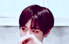 나 지후니 흰셔츠...