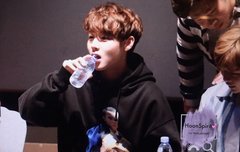 대박대박대박 볶음윙