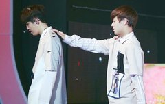 오늘은박다정씨를모셧습니다