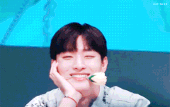 최애짤은 이거지