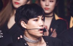 엑소 카이의 섹시함