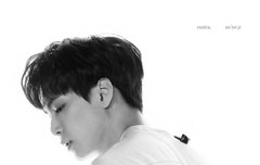 밑에 코X짤에 없는거