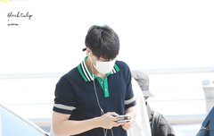 청바지가 잘어울리는 예쁜 카이