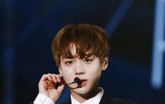 박지훈 데뷔한지 한달되는날