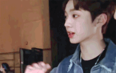 관린이 옆선이 진짜 개잘생겼다