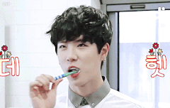 우리 팬들 이런거에도 이렇게 설레는데