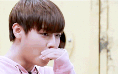 좋아한다고 이렇게 고백하는데...