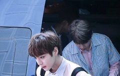 아니근데지훈이는