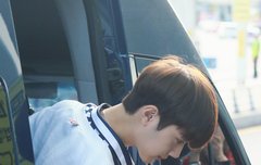 오늘 머리 난리남