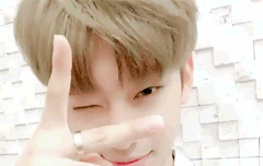 동현아생일축하해!