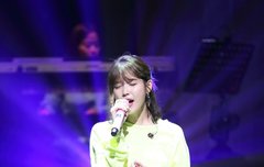 얘들아 내일도 열심히 스밍 돌리자