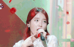 진한 화장이랑 렌즈를 콘서트에서 많이 하는 이유가 있다면