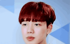 왜이리 어려보이냐