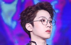 라이관린 이쁘다..