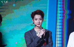 다리가 이렇게 길어도 될일이야?