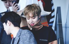 밑에서 찍은사진이 이렇게 이쁠일이냐