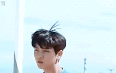 자아가 있는 최망고 머리카락