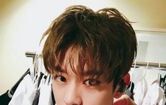 둘째 미모 대박이야