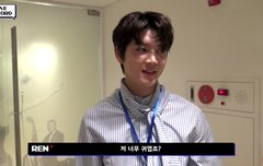 저 너무 귀엽죠