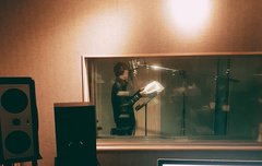 가사지 들고 녹음중~~