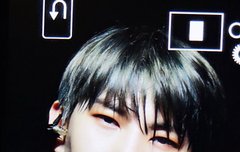 호주에서 레오 왤케 운거 같지ㅠ