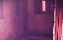 로고 없는 티저사진