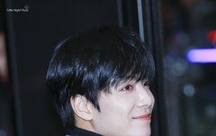 어제자 출국하는 종현이