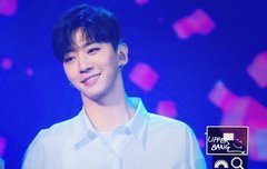 ;;;오늘의 용국이미모;;;