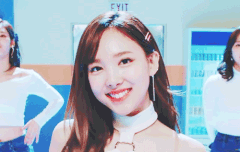 일개 덕후 여기서 잠들다..,.