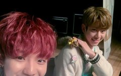 팬싸ㄸㅐ 셀카인가봐유