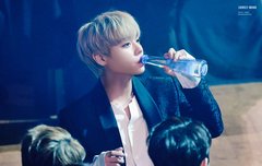 물도 이쁘게 마시는 윙깅이