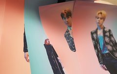 포스터 세트 왔담