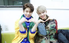 메타몽걸~~ 공식포즈