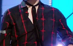 이삐들아 혹시 이 옷 지민이가 입은적 있니???낯이 익어서ㅠㅠ