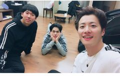 호워니 꽃받침 귀여워ㅋㅋ큐ㅠㅠㅠㅠ