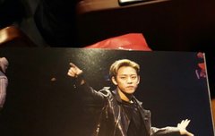 대현이 뮤지컬 연습 사진으로 나옴