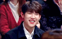 요즘 우지니 빵끗빵끗 잘웃어서