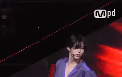 레오 몸매 세상에서 제일 좋아ㅎㅎ