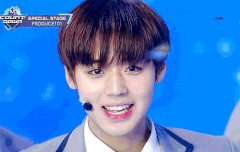 벚꽃이 떨어지던 날