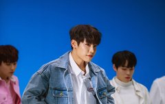 다들 이번에 우진이 미모폭발 ㄹㅈㄷ래