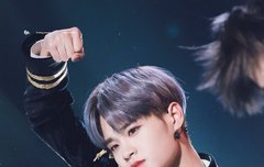 근데 ㄹㅇ 이대휘는 좀 여자같다