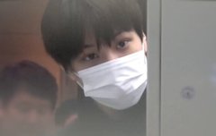 엑소 카이 귀여움을 뿜어내는 동글미적 모먼트