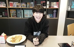 이창윤눈웃음사랑해..