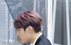 이거 ㄹㅇ 경호원 모먼트 같이 나왔다...