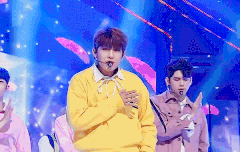 오늘의 노란 뿅아리 •ㅁ•