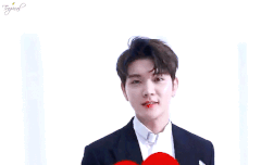 180406 럽레 B.side 움짤 다른 ver.