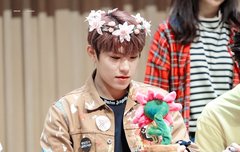 아 뚫어져라 쳐다보는거 넘 귀엽